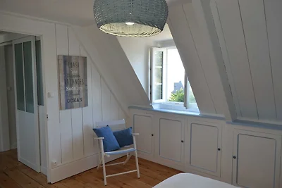 Villa in Locquirec mit Garten