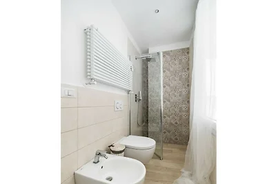 Wohnung in Bologna mit Parken