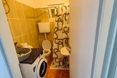 Green House - Two-Bedroom Apartment with Terr...