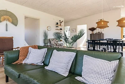 4 Sterne Ferienhaus in Skibby