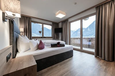 Modernes Bauernhaus mit Balkon in Schwendau
