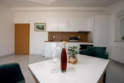 Villa Tomi - Double Room With Sea View (3)
