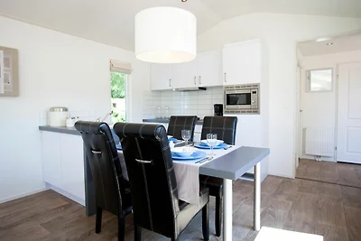 Leuk chalet vlakbij de golfbaan op een...