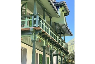 Appartement in Zweisimmen met zwembad