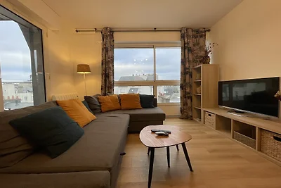 Helles urbanes Refugium mit Balkon