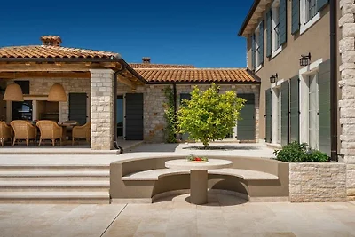 Villa Olive View
