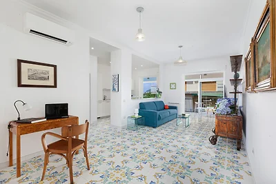 Moderne en ruime villa in Sorrento