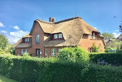 De begane grond van het Neiwoi-huis onder een...