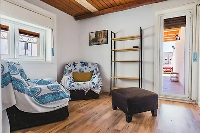 Ibiscus Apartment with Terrace