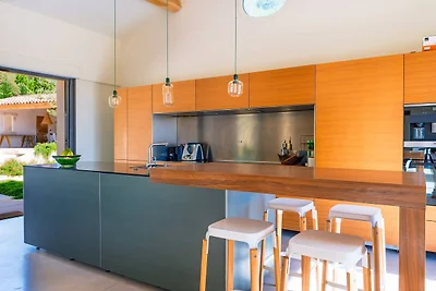 Villa met zwembad vlakbij Golf de Manville