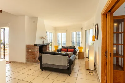 Villa in Arenas mit Meerblick und Pool