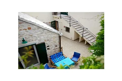 Villa a Mirca, Brač con piscina