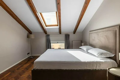 Galliera 2 - Wooden design apartment