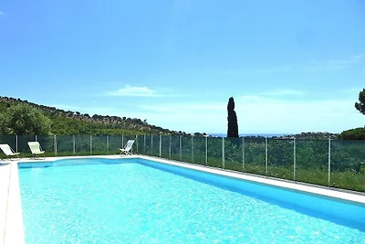 Ferienhaus mit Terrasse in...
