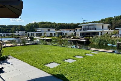 Moderne villa nabij de golfbaan in Harderwold