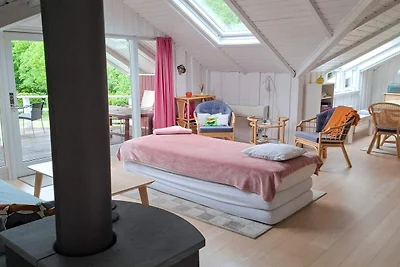 8 Personen Ferienhaus in Bogø By