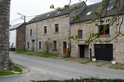 Geräumiges Ferienhaus mit sonniger Terrasse