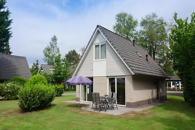 Luxuriöses Rückzugsferienhaus mit Sauna