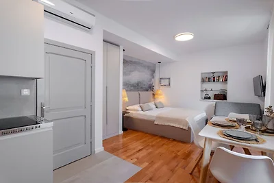 Apartments Nonna  - Studio Apartment