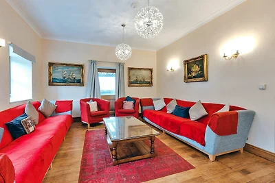 Luxuriöses Ferienhaus mit 6 Schlafzimmern und...