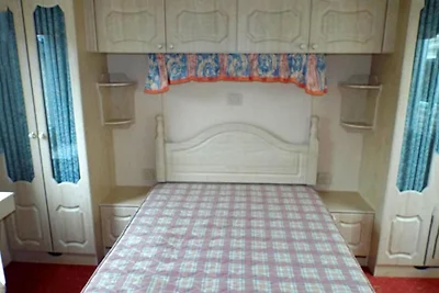 Mobile Home im Ferienpark mit Seezugang