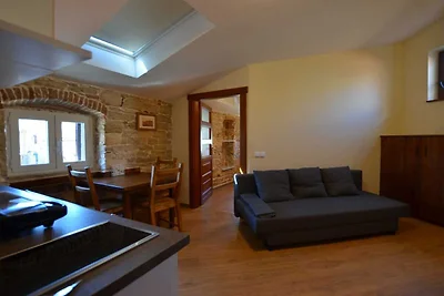 Urban and Upscale Homes Rovinj Old Town - Com...