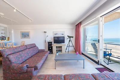 Luminoso appartamento con vista sul mare