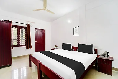 Hotel O Sultan Bathery Bluevalley