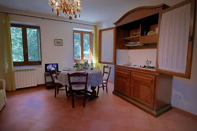 Bauernhaus in Gualdo Cattaneo mit Pool
