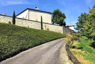 Villa mit überdachter Terrasse in Chalais