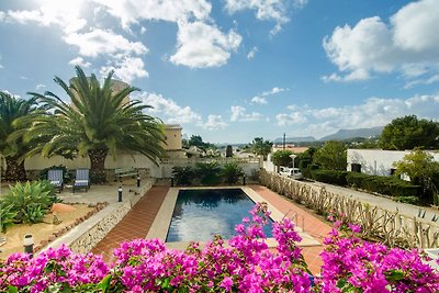 Superbe villa avec piscine privée à Moraira