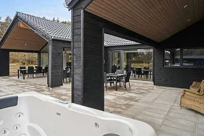 5 Sterne Ferienhaus in Aakirkeby