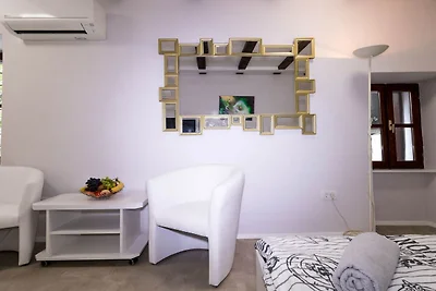 Piran Downtown Chic and Cozy Apartments - Com...