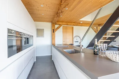 Moderne Villa für 6 Personen mit privatem Whi...