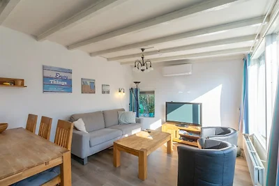 Bungalow in Sint Maartenszee am Strand