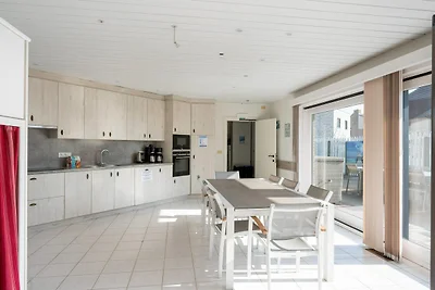 Luxusvilla mit Jacuzzi & Sauna