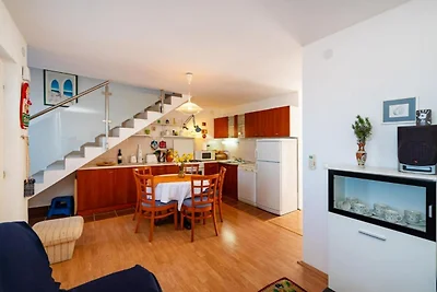 Holiday Home Rovanjska - Three Bedroom House ...