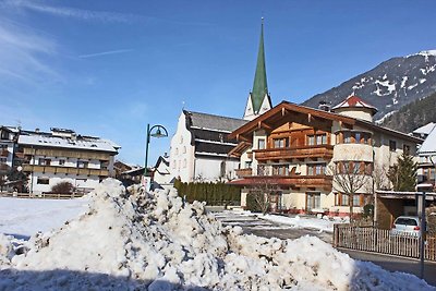 Schönes Appartement mit Terrasse in Tirol