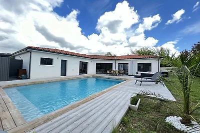 Ferienhaus mit Pool in Balma