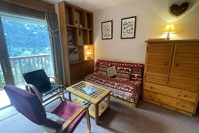 In der Nähe befinden sich Geschäfte, der kost...