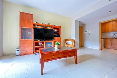 Appartement in Fenals bij Strand &...