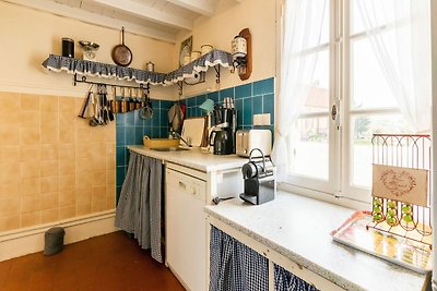 Beruhigendes Ferienhaus in Dun-sur-Grandry mi...