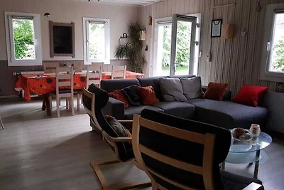 Ruhiges Chalet in Transinne mit Terrasse