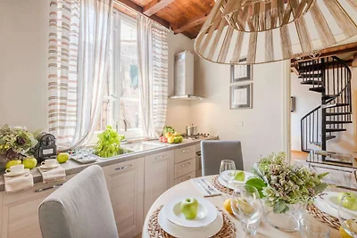 Villa a Lucca con Piscina e Sauna