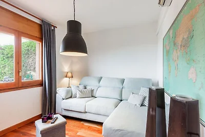 Moderne Villa in Tordera mit privatem Pool