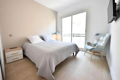 3-Zimmer-Apartment im Herzen von Cannes, 2 Mi...