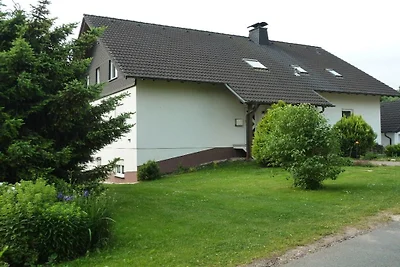 Ferienwohnung in Vöhl mit Schwimmbecken