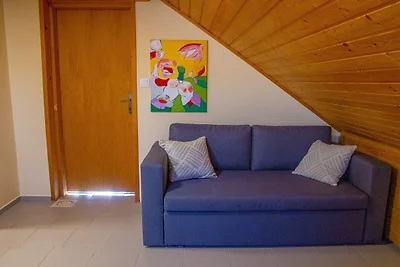 Hillside Haven Holiday Home with Sauna and Ho...