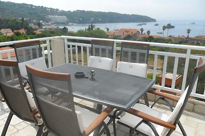 Wohnung in Dubrovnik mit Garten