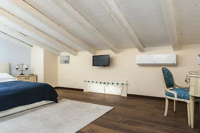Wohnung in Siracusa mit Terrasse